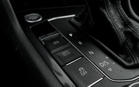 Volkswagen Tiguan II, 2017 год, 1 940 000 рублей, 21 фотография