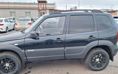 Chevrolet Niva I рестайлинг, 2015 год, 699 000 рублей, 13 фотография