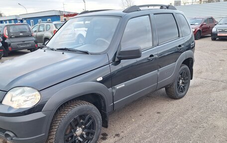 Chevrolet Niva I рестайлинг, 2015 год, 699 000 рублей, 8 фотография