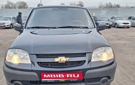 Chevrolet Niva I рестайлинг, 2015 год, 699 000 рублей, 10 фотография