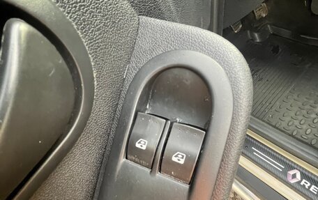 Renault Duster I рестайлинг, 2013 год, 800 000 рублей, 17 фотография