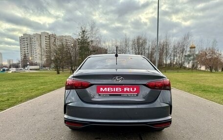 Hyundai Solaris II рестайлинг, 2022 год, 1 330 000 рублей, 5 фотография