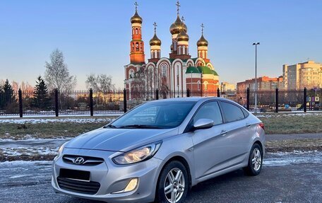 Hyundai Solaris II рестайлинг, 2012 год, 730 000 рублей, 4 фотография