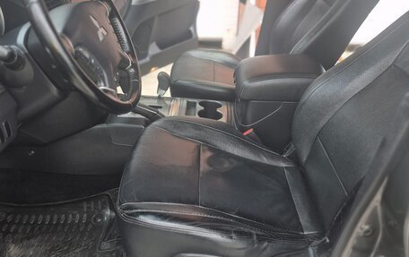 Mitsubishi Pajero IV, 2012 год, 1 900 000 рублей, 13 фотография