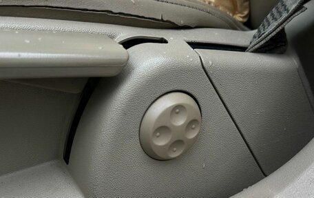 Audi A4, 2001 год, 849 000 рублей, 30 фотография