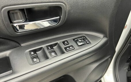 Mitsubishi Outlander III рестайлинг 3, 2016 год, 2 049 900 рублей, 21 фотография