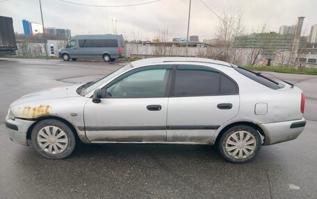 Mitsubishi Carisma I, 2000 год, 150 000 рублей, 4 фотография