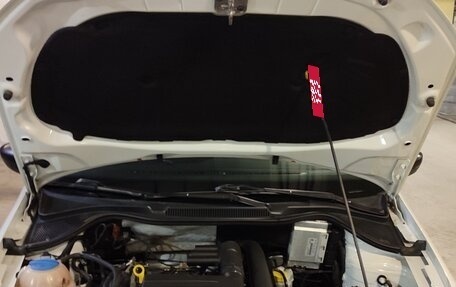 Volkswagen Polo VI (EU Market), 2017 год, 1 030 000 рублей, 17 фотография