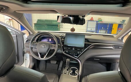 Toyota Camry, 2022 год, 3 500 000 рублей, 8 фотография