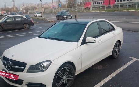 Mercedes-Benz C-Класс, 2013 год, 1 300 000 рублей, 2 фотография