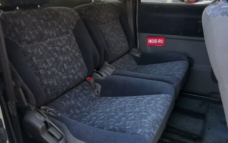 Nissan Serena II, 1999 год, 285 000 рублей, 11 фотография