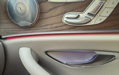 Mercedes-Benz E-Класс, 2018 год, 4 300 000 рублей, 10 фотография