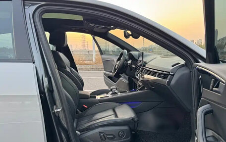 Audi A4, 2022 год, 2 900 855 рублей, 14 фотография