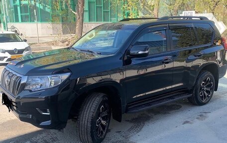 Toyota Land Cruiser Prado 150 рестайлинг 2, 2019 год, 5 000 150 рублей, 3 фотография