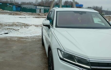 Volkswagen Touareg III, 2021 год, 6 000 000 рублей, 5 фотография