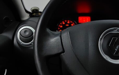 Renault Sandero I, 2012 год, 677 000 рублей, 17 фотография