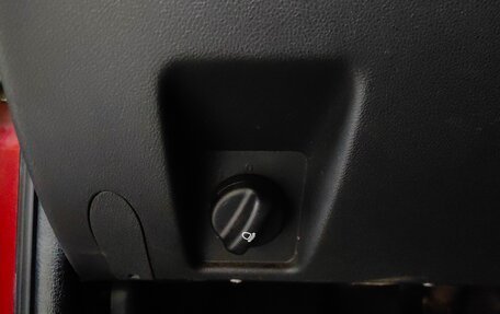 Renault Sandero I, 2012 год, 677 000 рублей, 21 фотография