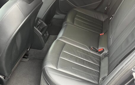 Audi A4, 2017 год, 1 890 000 рублей, 11 фотография