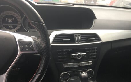 Mercedes-Benz C-Класс, 2013 год, 2 000 000 рублей, 4 фотография