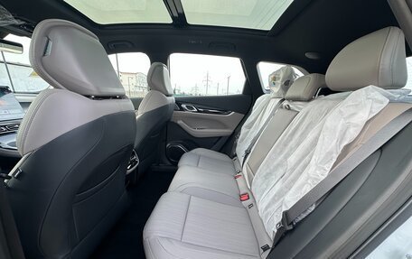 Geely Atlas, 2025 год, 3 197 000 рублей, 18 фотография