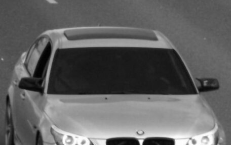 BMW 5 серия, 2003 год, 1 000 000 рублей, 9 фотография