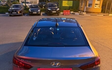 Hyundai Solaris II рестайлинг, 2021 год, 1 750 000 рублей, 5 фотография