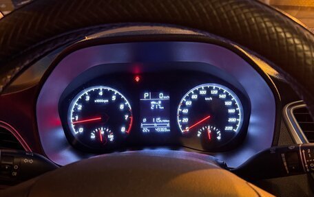 Hyundai Solaris II рестайлинг, 2021 год, 1 750 000 рублей, 11 фотография