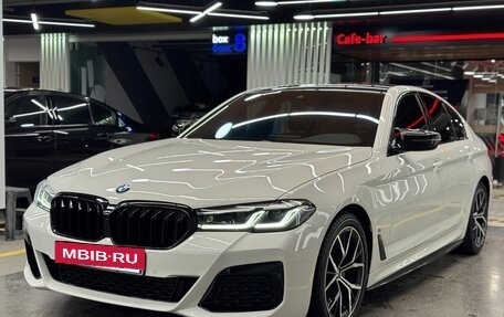 BMW 5 серия, 2020 год, 4 490 000 рублей, 22 фотография