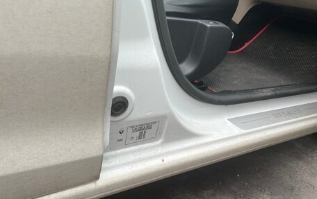 Renault Logan II, 2014 год, 800 000 рублей, 12 фотография