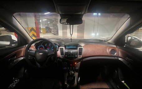 Chevrolet Cruze II, 2012 год, 650 000 рублей, 10 фотография