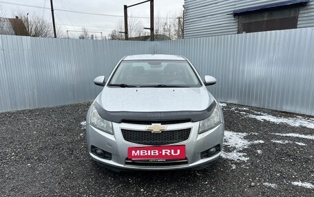 Chevrolet Cruze II, 2009 год, 445 000 рублей, 3 фотография
