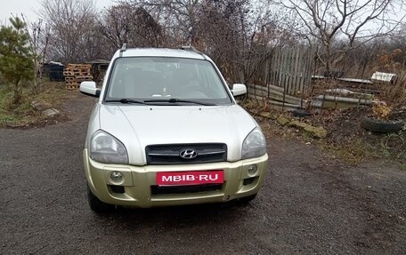 Hyundai Tucson III, 2005 год, 780 000 рублей, 1 фотография