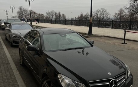 Mercedes-Benz E-Класс, 2009 год, 1 390 000 рублей, 3 фотография