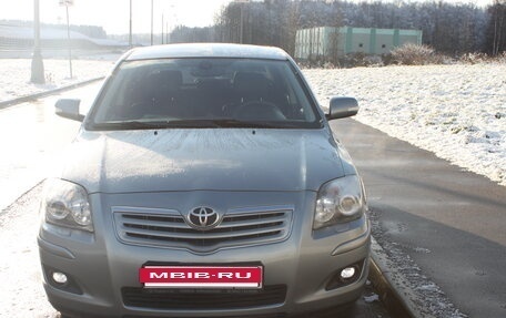 Toyota Avensis III рестайлинг, 2007 год, 1 030 000 рублей, 4 фотография
