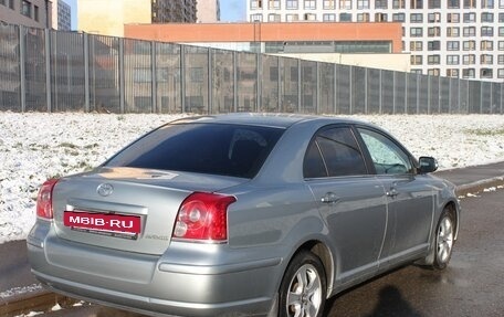 Toyota Avensis III рестайлинг, 2007 год, 1 030 000 рублей, 10 фотография