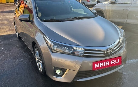 Toyota Corolla, 2014 год, 1 350 000 рублей, 4 фотография