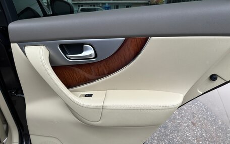 Infiniti FX II, 2011 год, 1 950 000 рублей, 15 фотография