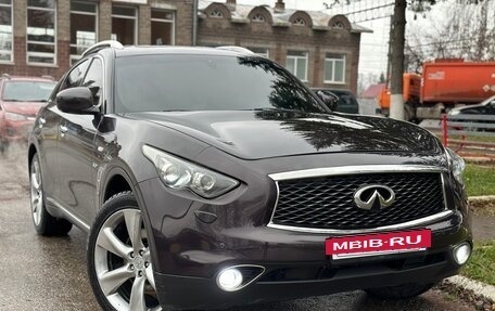 Infiniti FX II, 2011 год, 1 950 000 рублей, 2 фотография