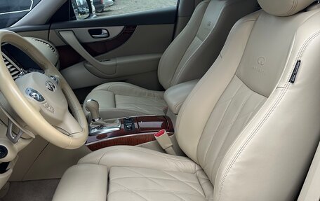 Infiniti FX II, 2011 год, 1 950 000 рублей, 18 фотография