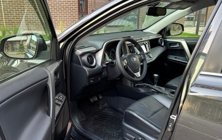 Toyota RAV4, 2016 год, 2 300 000 рублей, 7 фотография