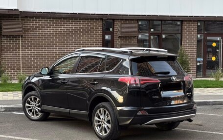 Toyota RAV4, 2016 год, 2 300 000 рублей, 4 фотография