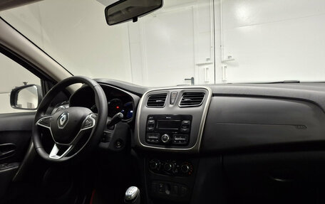 Renault Logan II, 2021 год, 1 299 000 рублей, 11 фотография