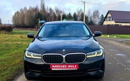 BMW 5 серия, 2020 год, 4 300 000 рублей, 3 фотография