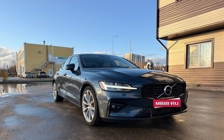 Volvo S60 III, 2021 год, 3 300 000 рублей, 1 фотография