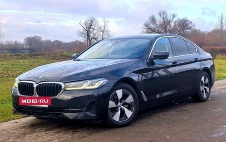 BMW 5 серия, 2020 год, 4 300 000 рублей, 6 фотография