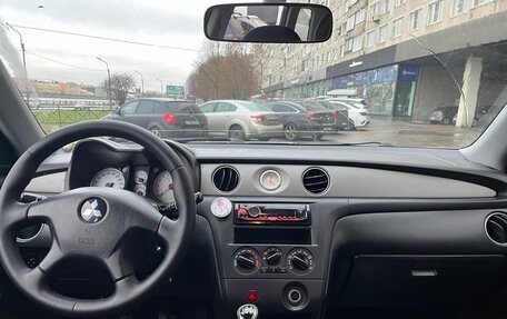 Mitsubishi Outlander III рестайлинг 3, 2008 год, 550 000 рублей, 5 фотография