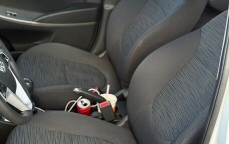 Hyundai Solaris II рестайлинг, 2016 год, 770 000 рублей, 6 фотография