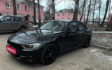 BMW 3 серия, 2012 год, 1 700 000 рублей, 3 фотография