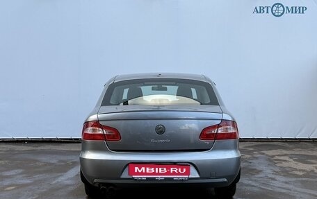 Skoda Superb III рестайлинг, 2011 год, 835 000 рублей, 6 фотография