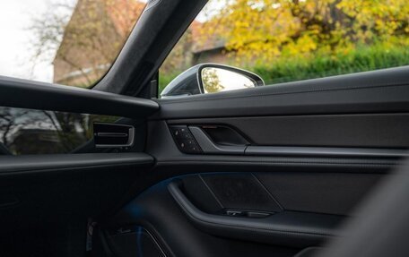 Porsche Taycan I, 2023 год, 13 260 000 рублей, 26 фотография